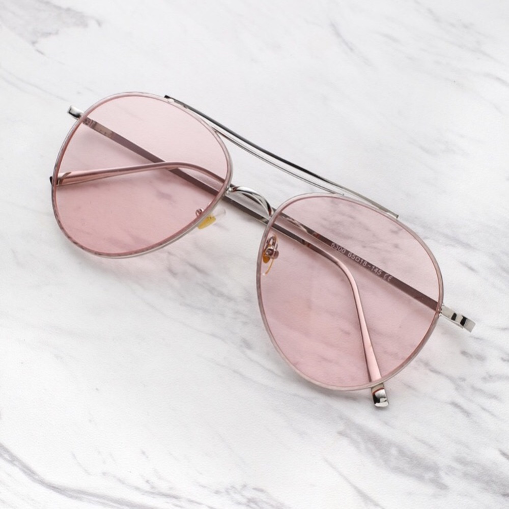 Pink Tint Aviator Sunglasses 💗
